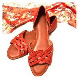 🌸REDUCED🌼Universal Thread open toe woven☀️sandal